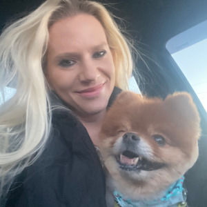 Meet your Posher, Jennifer